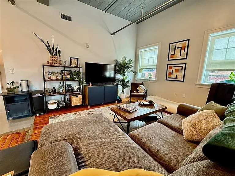 212 45th St #3-B — Photo 10