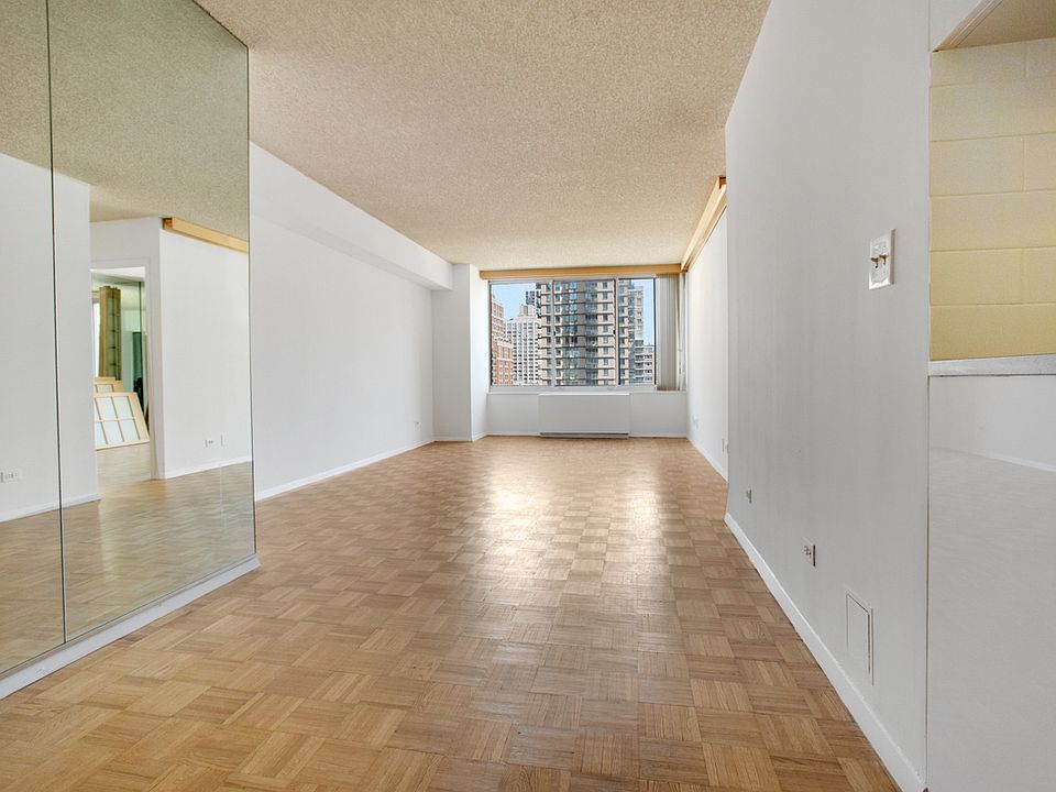 1st image of 404 E 79th St #9FF