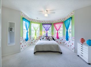 18643 S Redland Rd, Oregon City, OR 97045