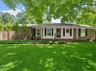 2826 Summit Ridge Dr, Marietta, GA 30066