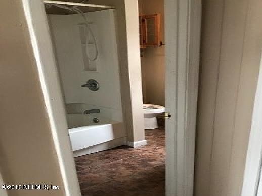 3rd image of 614 River St