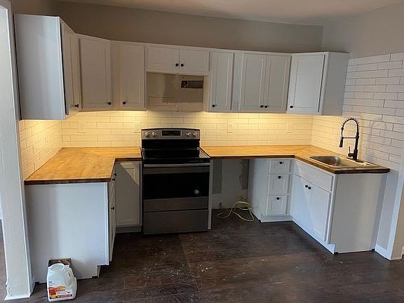 3rd image of 4341 Tholozan Ave #1