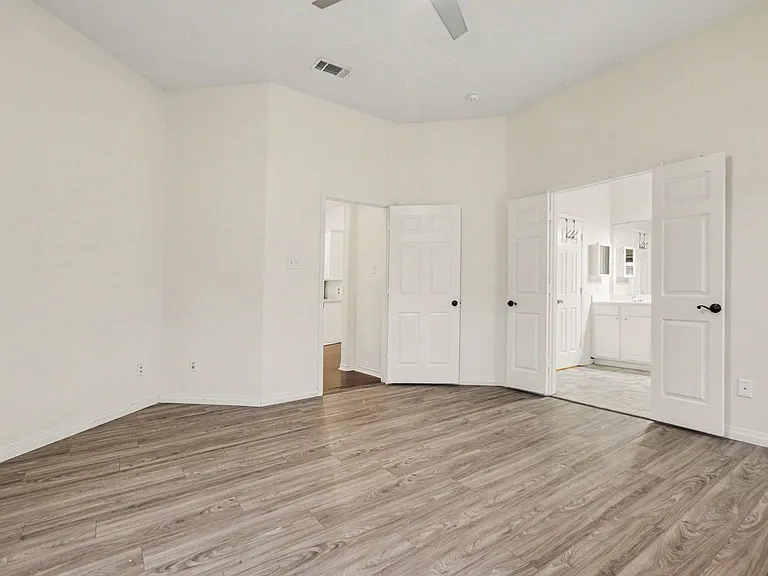 1707 Briarhollow Dr — Photo 22