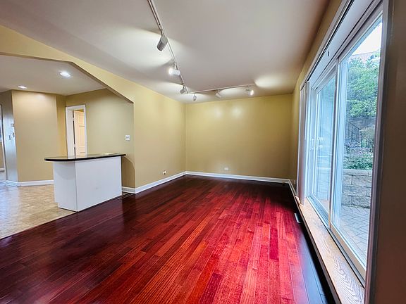 3rd image of 4035 N Keystone Ave #Gg