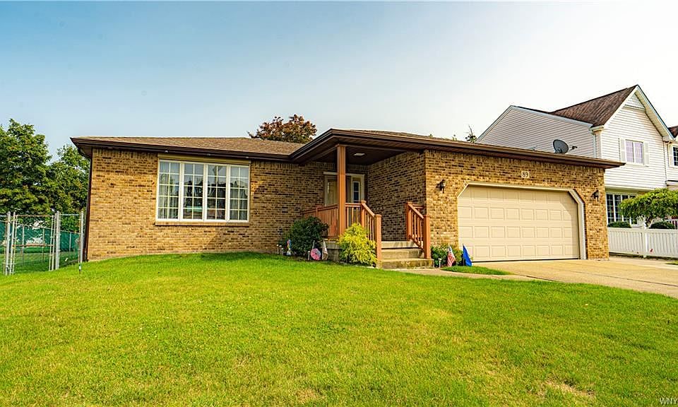 1st image of 89 Whitney Pl