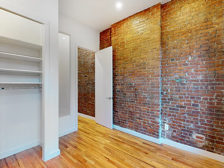 829 9th Ave #3B — Photo 6