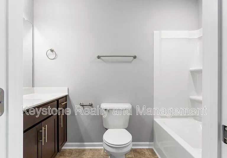 206 Woodland Valley Ln — Photo 12