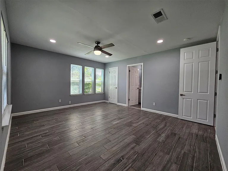 2603 Peach Tree Ln — Photo 13