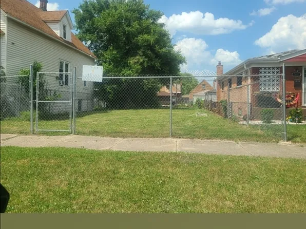518 E 88th Pl, Chicago, IL 60619