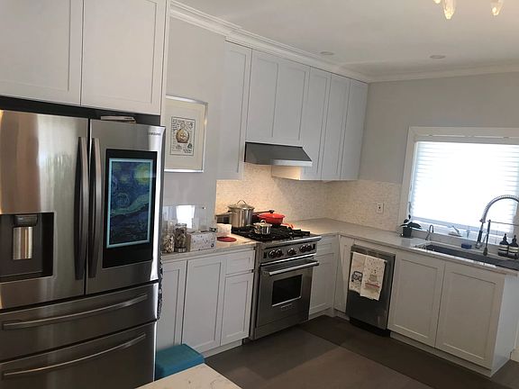 3rd image of 7039 Loubet St