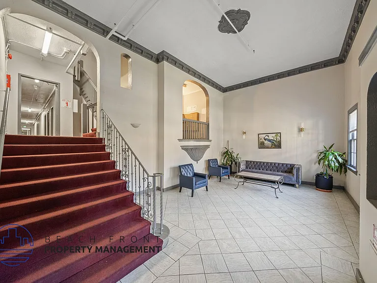 426 S. New Hampshire — Photo 13