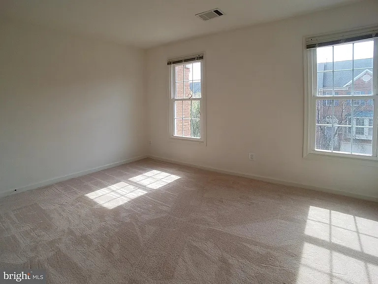 1781 Dawson St — Photo 13