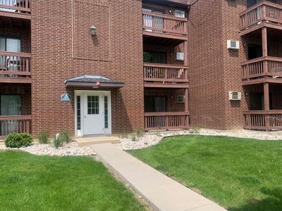 330 Shorewood Dr APT 1B, Glendale Heights, IL, 60139