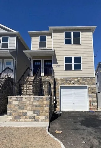 209 Butler St #2 Photo 1