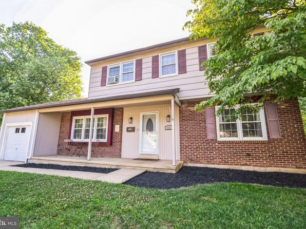 111 Arnell Ct, New Castle, DE 19720