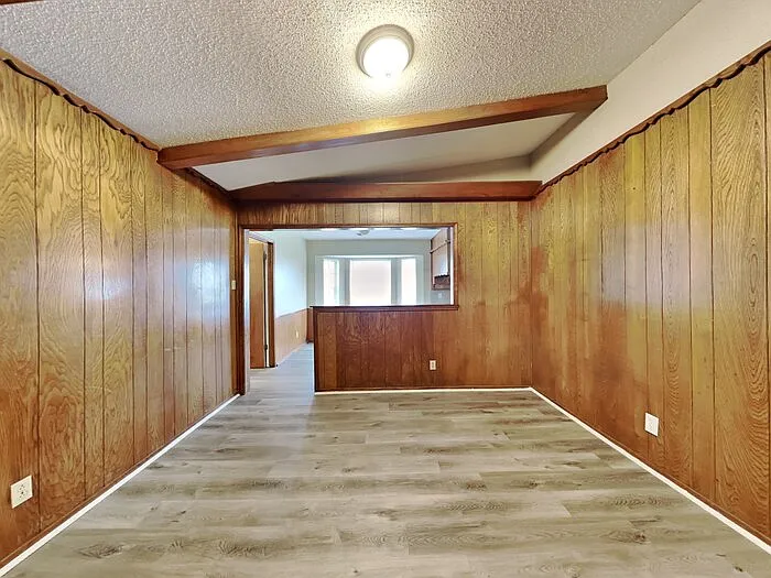 7108 Ellis Rd — Photo 3