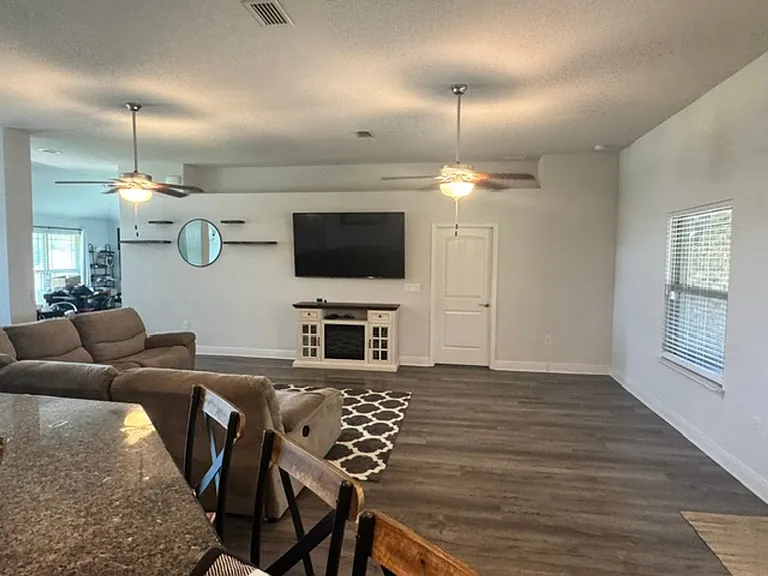 5746 Periwinkle Ln — Photo 7
