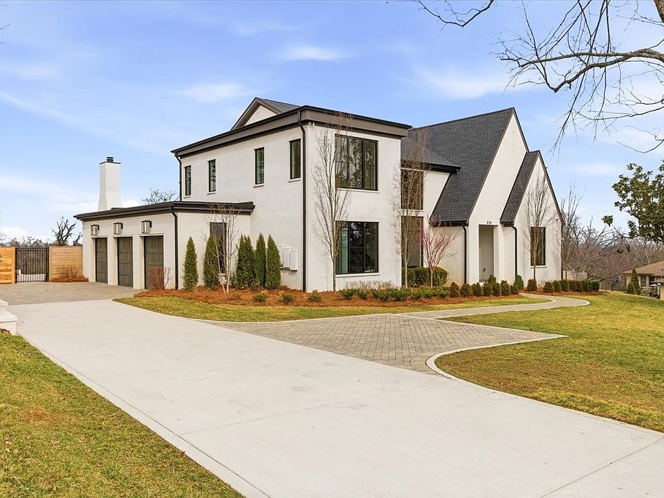 7th image of 818 Brentview Dr