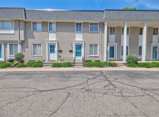 4456 Fifteen Mile Rd, Sterling Heights, MI 48310