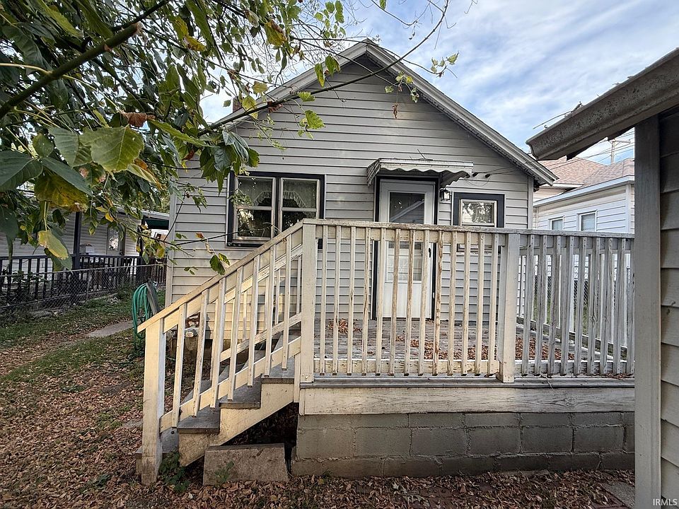 2nd image of 320 N Washington St