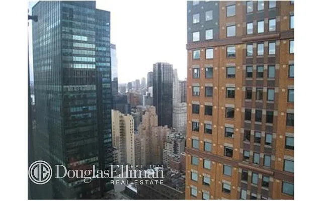 Rented by Douglas Elliman | media 26