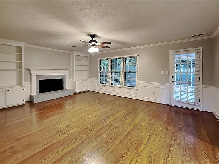 2809 Hitchcock Mill Run — Photo 2