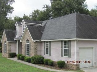 3213 Bethune Ave, Macon, GA 31211