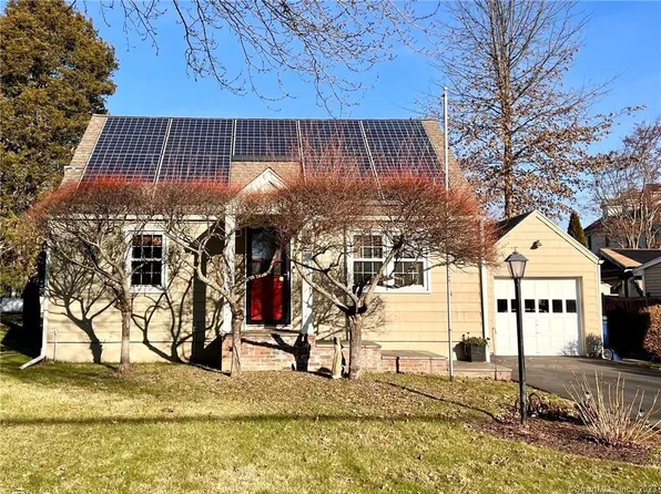8 Davenport Avenue, Westport, CT 06880