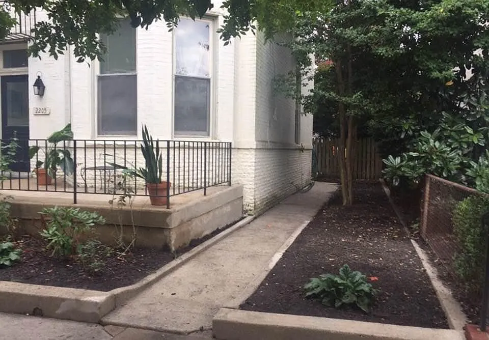 2205 Hanover Ave — Photo 2