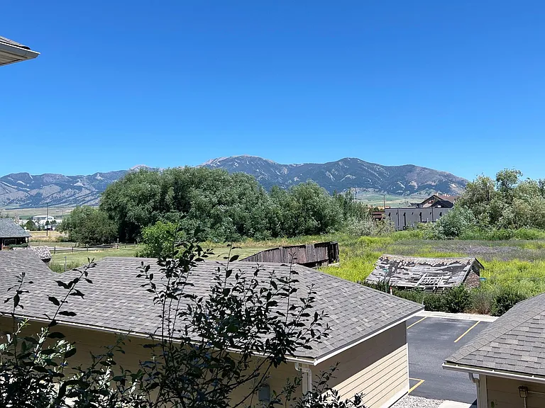 2228 Baxter Ln — Photo 6