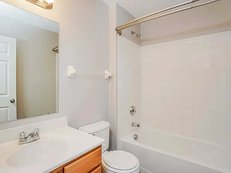 6264 Albany Way Dr — Photo 3