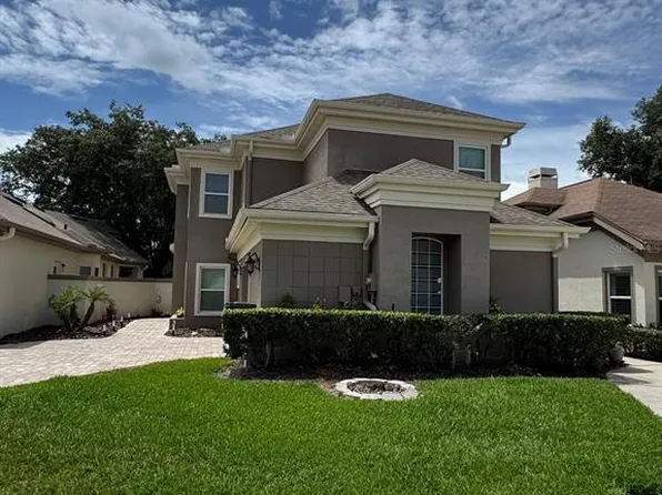 5121 Fairway One Dr, Valrico, FL 33596