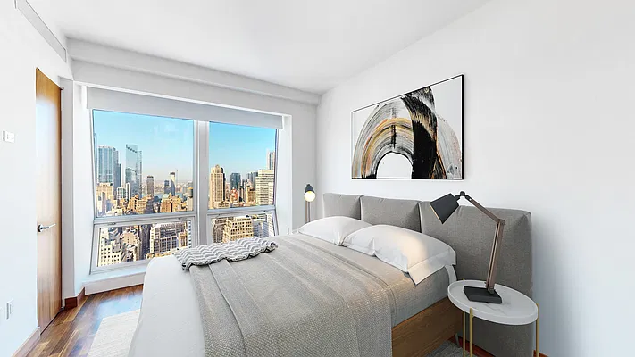 Sold by LEVEN Real Estate | media 21
