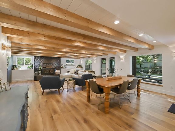 3rd image of 3184 Calistoga Road