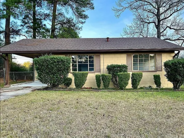 105 Tanglewood Dr, El Dorado, AR 71730