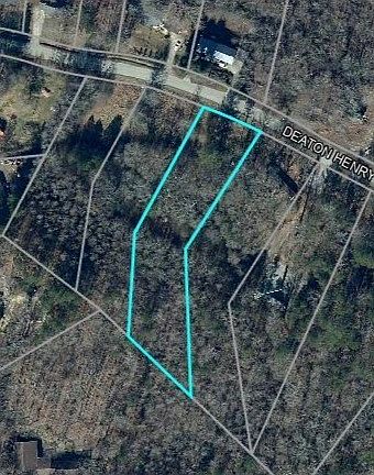 4th image of 6990 Deaton Henry Rd