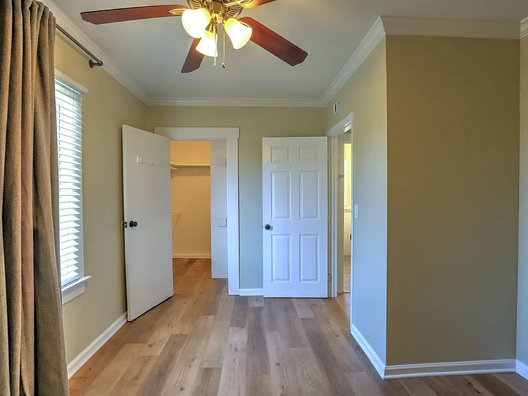 811 E Chapman Ave — Photo 20