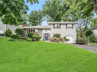 21 Rutledge Rd, Scarsdale, NY 10583