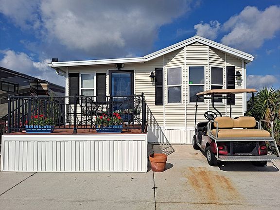2nd image of 5905 NE Cubitis Ave #62