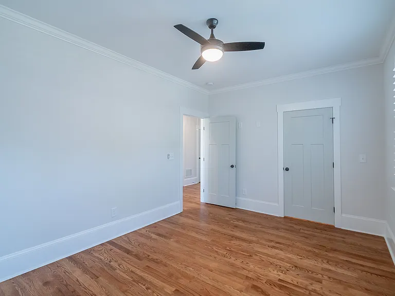 1005 State St — Photo 31