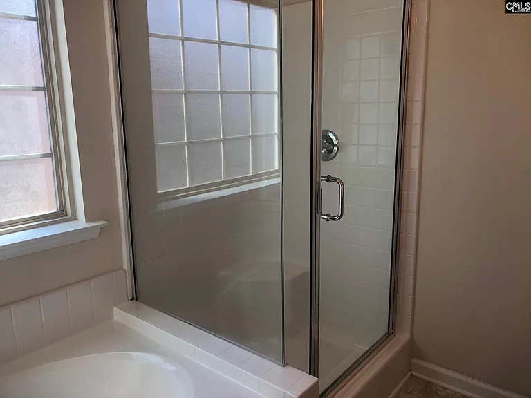 764 Ruskin Dr — Photo 16