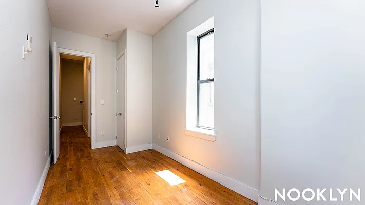 Rented by Nooklyn NYC LLC | media 40