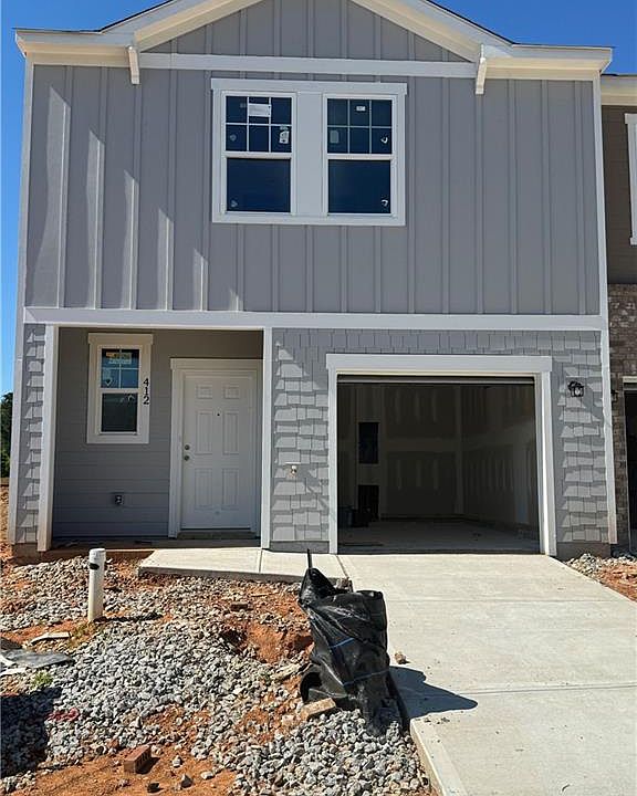 1st image of 412 Chaleur Way