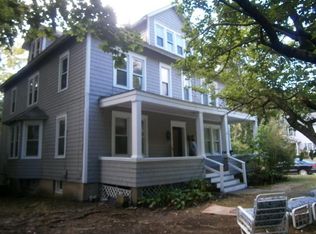 10 E Rocks Rd #1, Norwalk, CT 06851