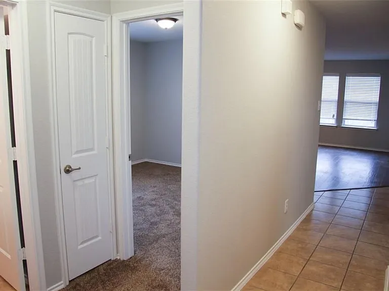 3613 Dove Ln — Photo 8