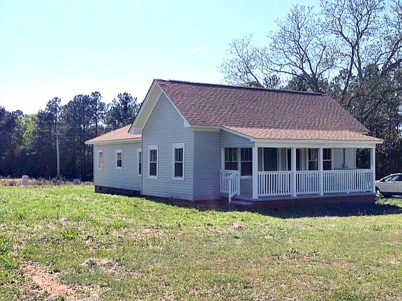 House on 1.9 acres