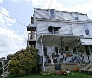 1st image of 222 Haven St