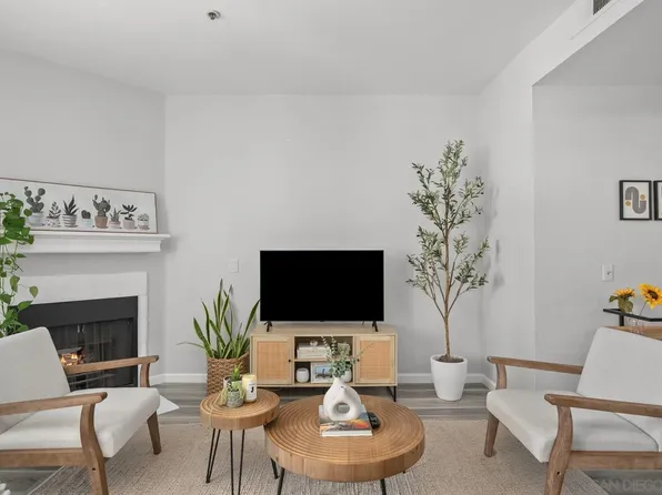 2445 Brant St Unit 413, San Diego, CA 92101