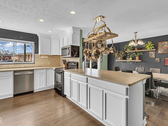 5th image of 2435 Westlane Rd