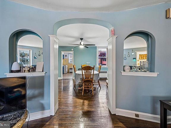 5th image of 8255 Forrest Ave